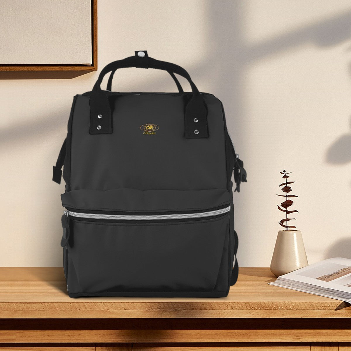 Que vous recherchiez un sac à dos pour parents organisé, un sac non genré stylé ou un cadeau pour nouveaux parents, ce sac multifonction répond à toutes les attentes avec praticité et élégance.
Souhaites-tu une version encore plus longue (par exemple pour un blog ou une page catégorie), ou un format plus court (type méta-description ou fiche produit courte) ?